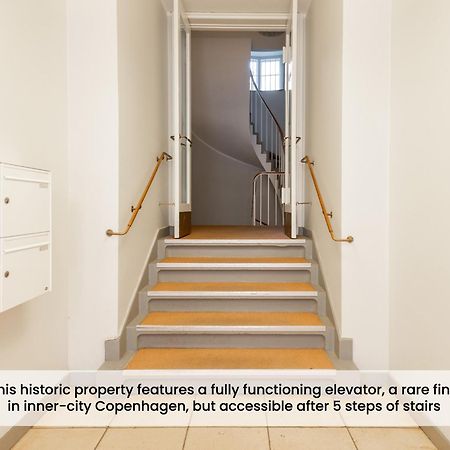 Sanders Monarch - Charming One-Bedroom Apartment With Two Balconies 코펜하겐 외부 사진