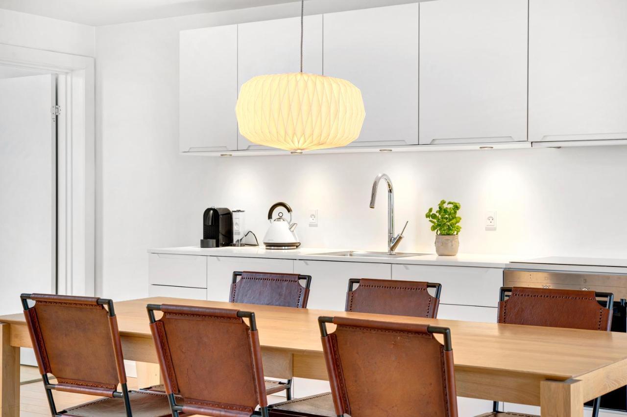 Sanders Monarch - Charming One-Bedroom Apartment With Two Balconies 코펜하겐 외부 사진