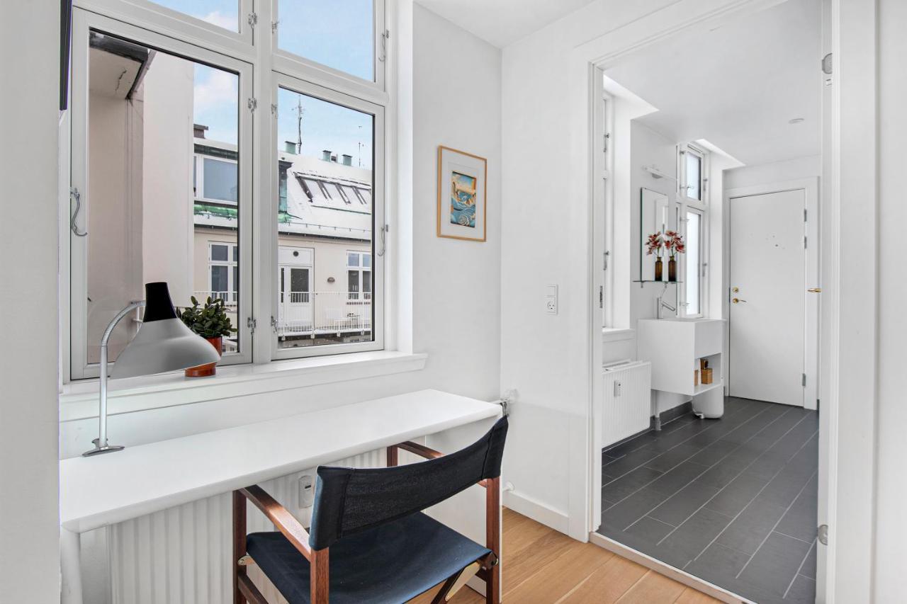 Sanders Monarch - Charming One-Bedroom Apartment With Two Balconies 코펜하겐 외부 사진
